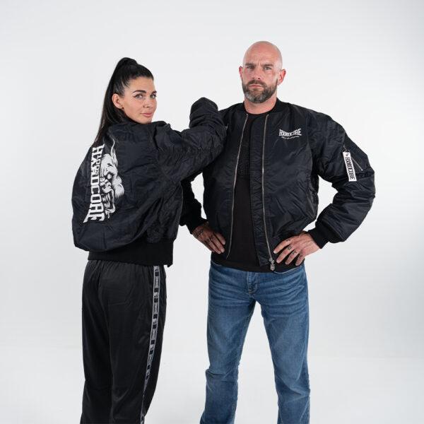 100_percent_hardcore_bomberjacke_model_zwei